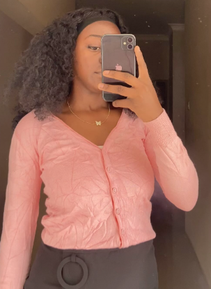  Short knitted cardigan with buttons  size:M/S