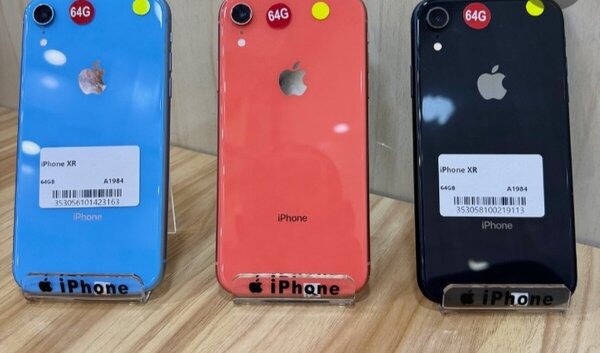 iPhone XR 64GB - Multicolore