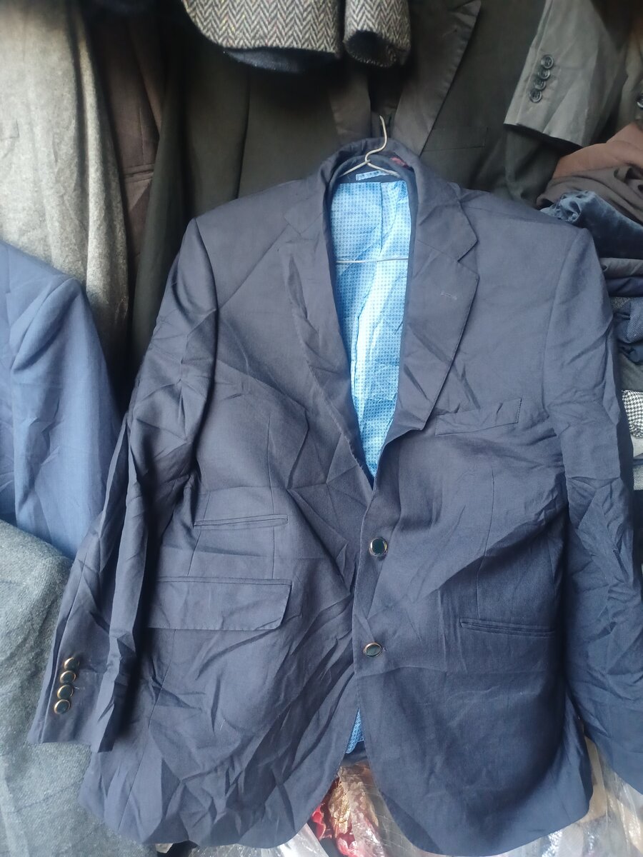 Men's Suit
