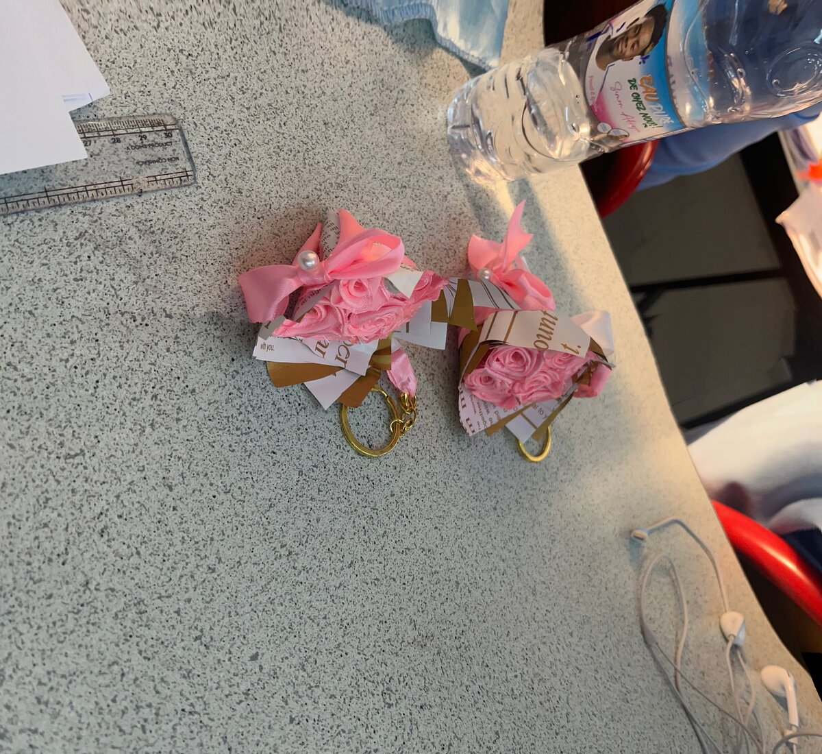 Porte-clés en bouquet rose