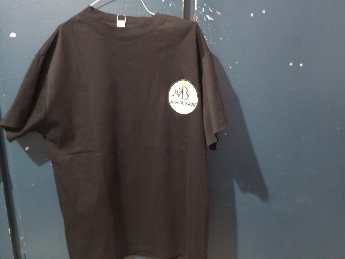 T-shirt noir classique