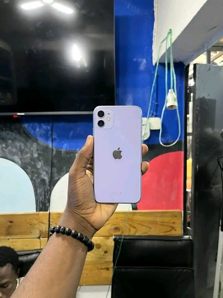 iPhone 11 64 Go Violet