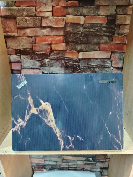 Lenovo thinkpad 1× carbon