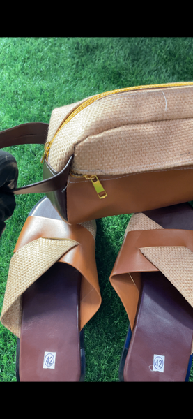 Sandales en paille et sac