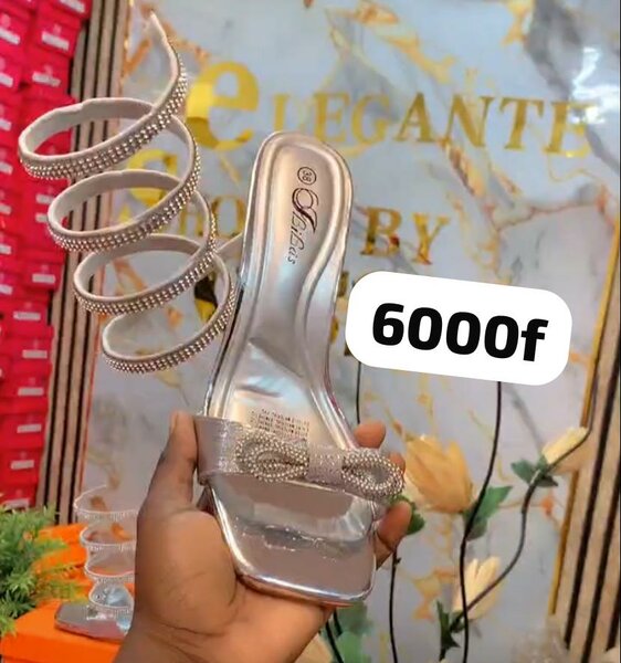 Sandales à talons élégantes