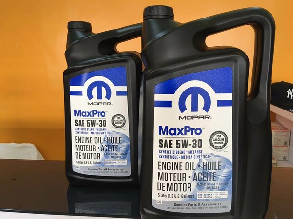 Mopar Maxpro 5W30 Engine Oil 5L imported from USA
