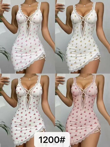 Nuisette en dentelle rouge sexy