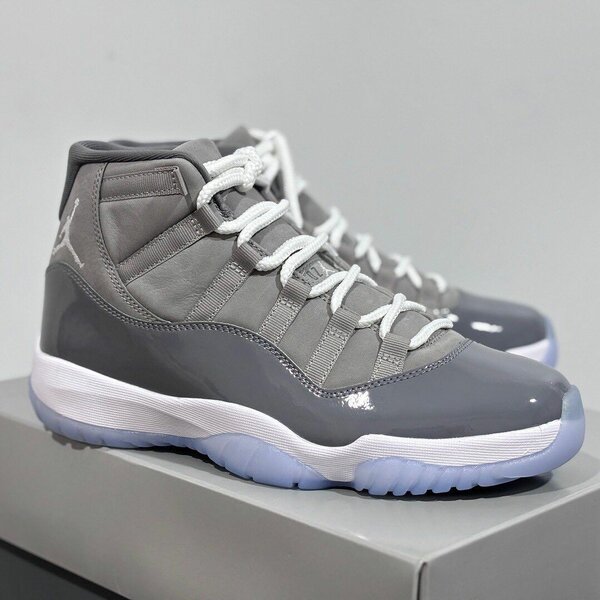 Baskets Air Jordan11 Retro