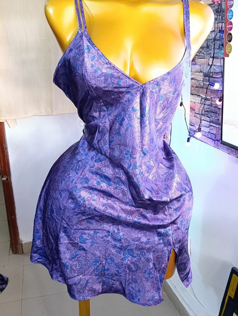 Robe élégante coton, satiné