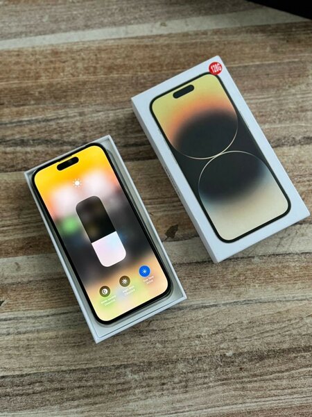 iPhone 14 pro 128 giga 2 puces