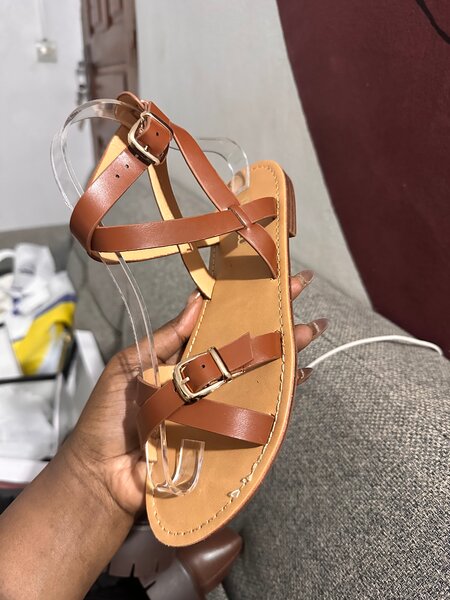 Sandales Élégantes en Cuir