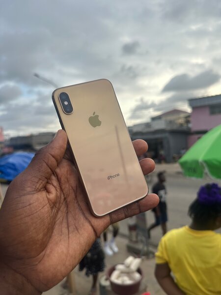 iPhone Xs  Sans face Or - 64GB