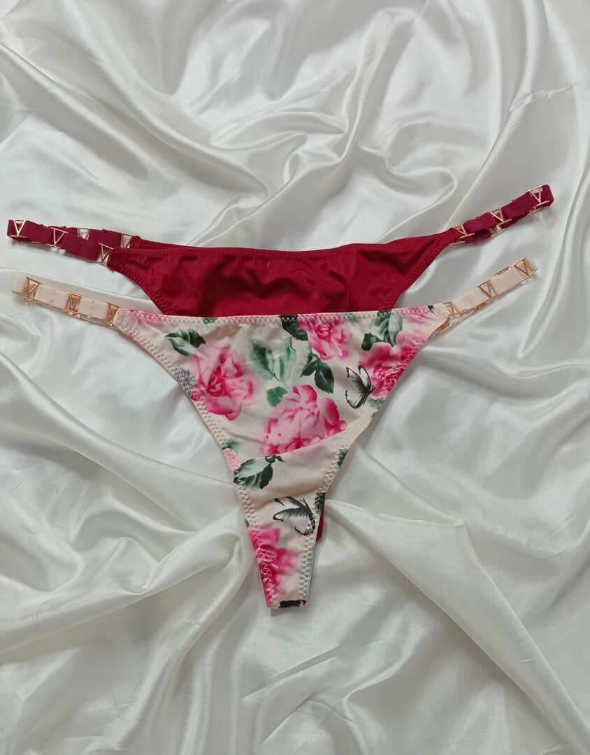 Lot de 5 strings Victoria S