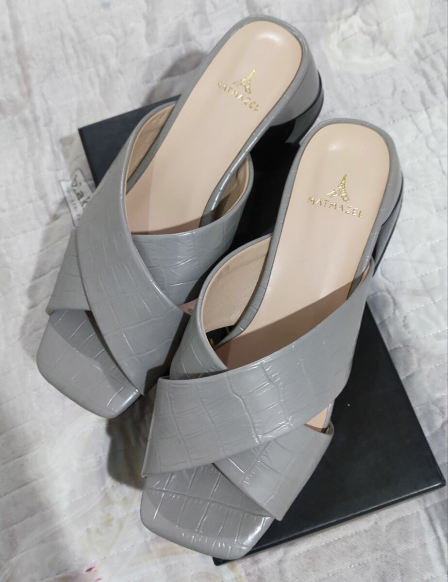 Летняя обувь 38 р. Новые