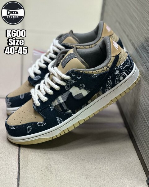 Stylish and comfortable men's sneakers Nike 