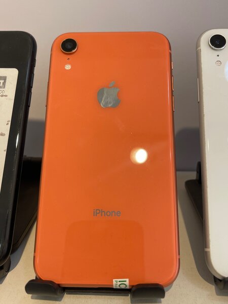 iPhone XR 64GB