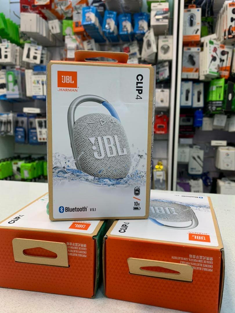 JBL clip 4 speaker