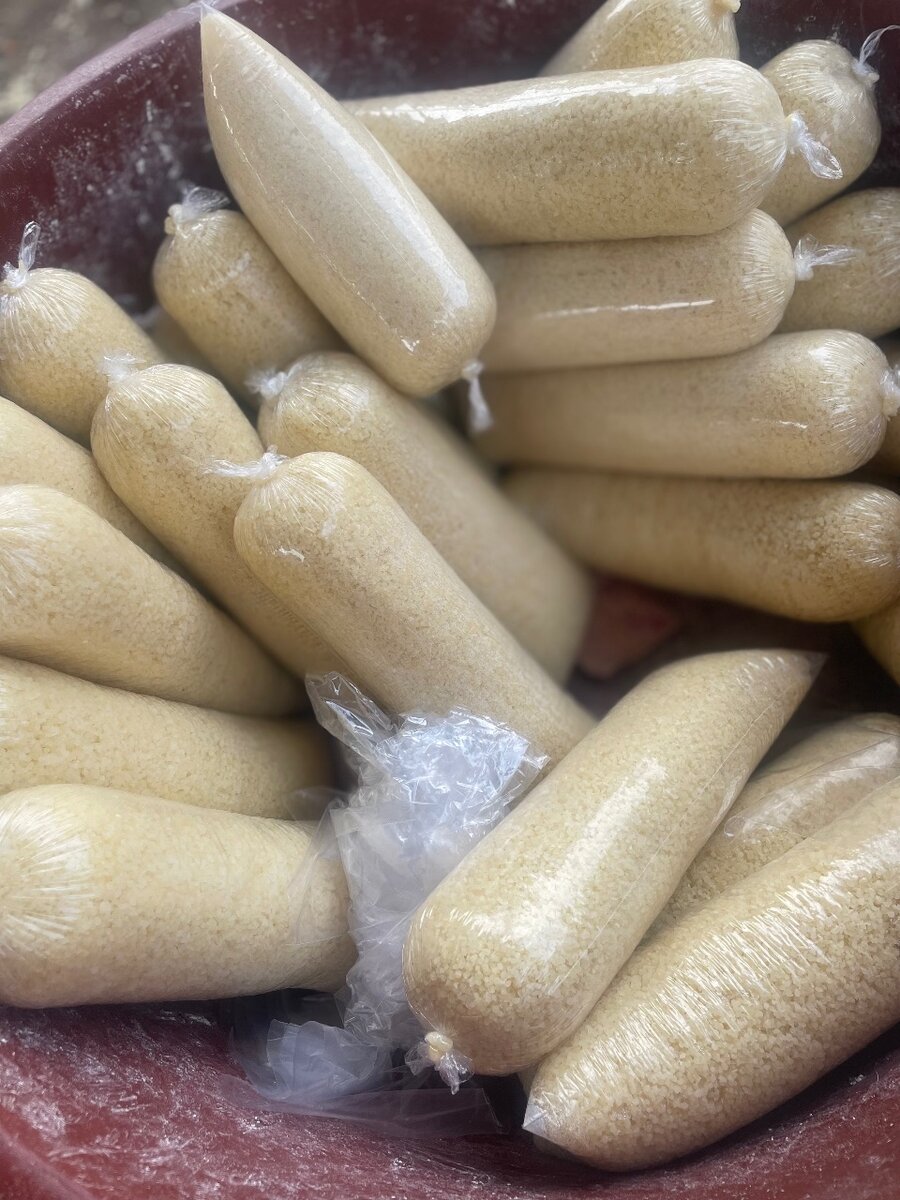 Attieke Abodjaman 1kilo 1000fr, 2kilos 1500fr