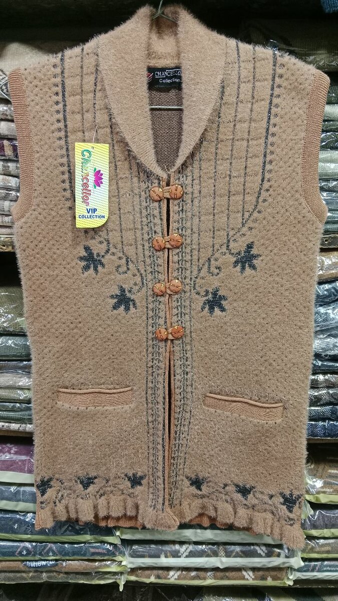 Ladies lakra sweater in Calor shape