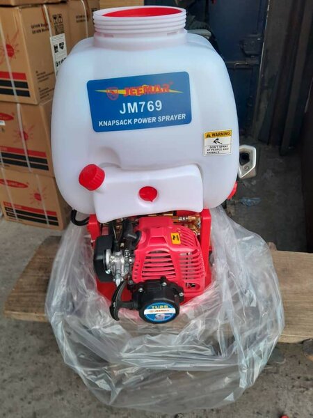 Pulvérisateur à dos puissant