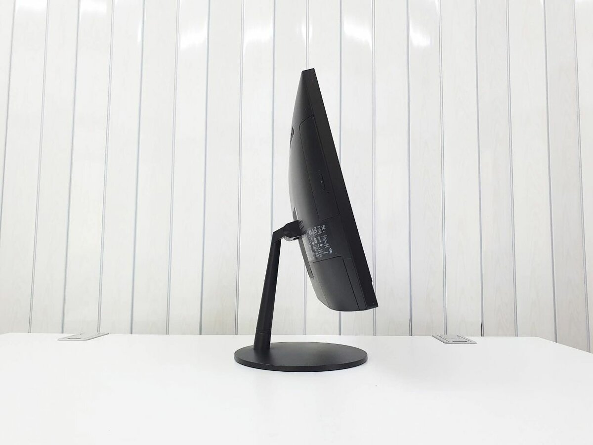 Tout en un Lenovo v330_i3