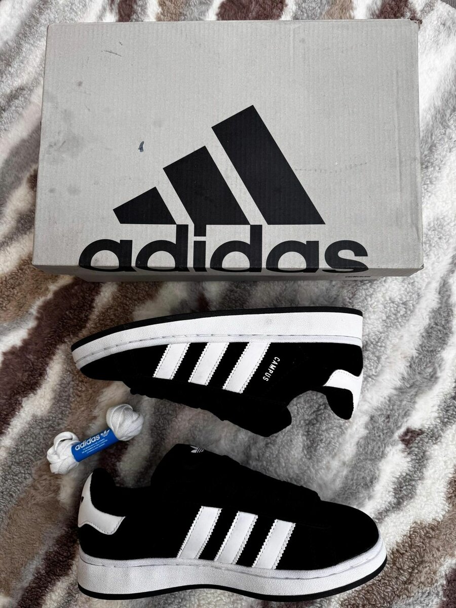 Baskets Adidas Campus Noires