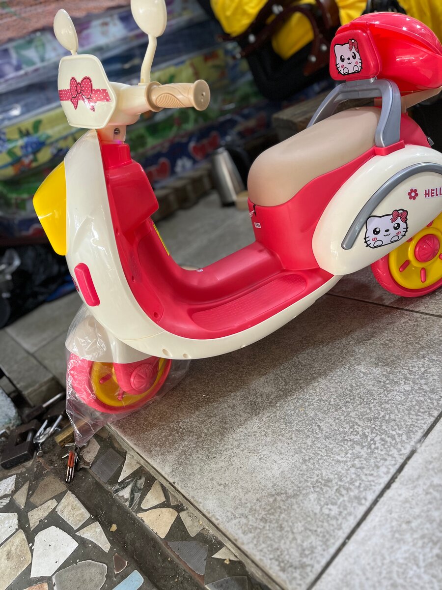 Scooter électrique enfant