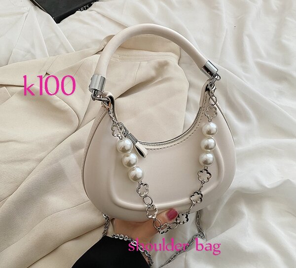 Pearl chain shoulder bag