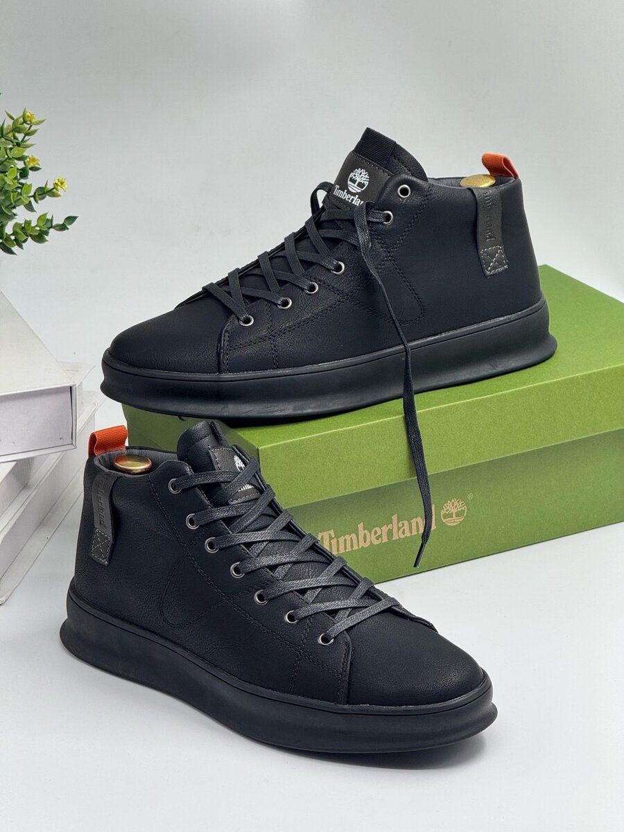 TIMBERLAND ALL BLACK
