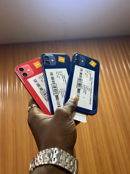 IPHONE 12 SIMPLE 64/128GB QUASI NEUF