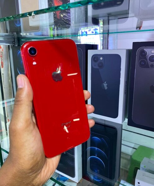 iPhone XR
