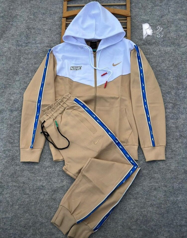 Complet pull authentiques