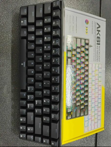 Clavier mécanique gaming RGB