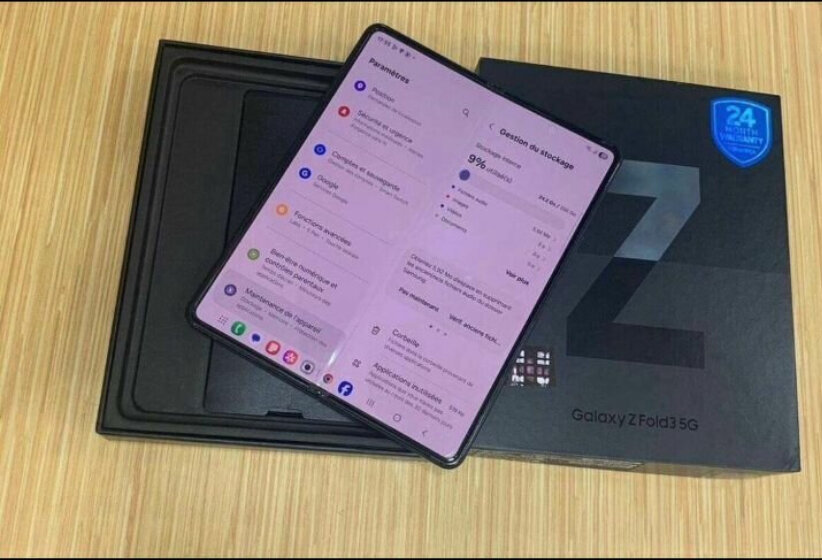 Samsung Galaxy Z Fold4 Smartphone