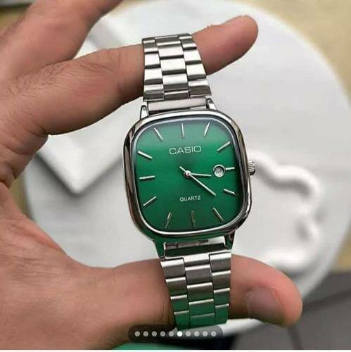 Montre Casio élégante acier