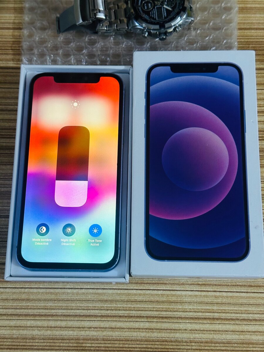 iPhone 12 128gb avec carton