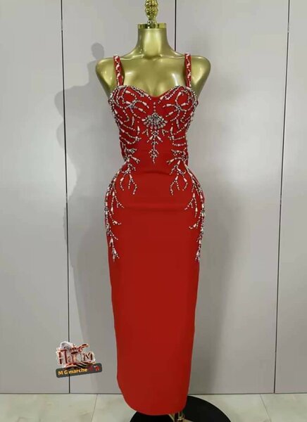 Robe de soirée élégante perlée