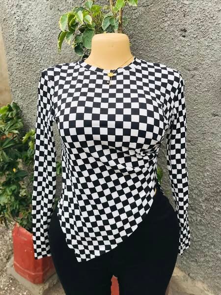 Quality thrifted tops 