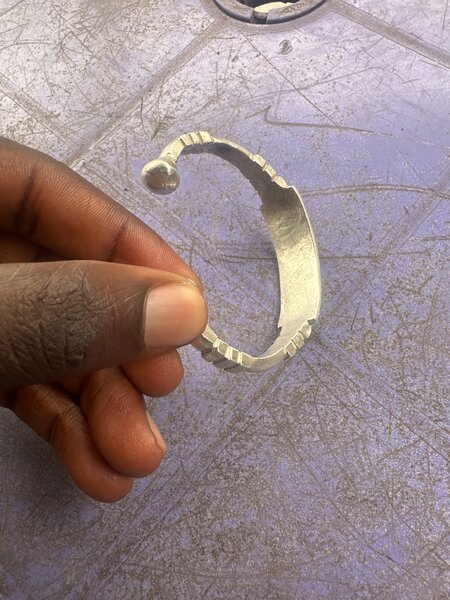 Bracelet en argent martelé