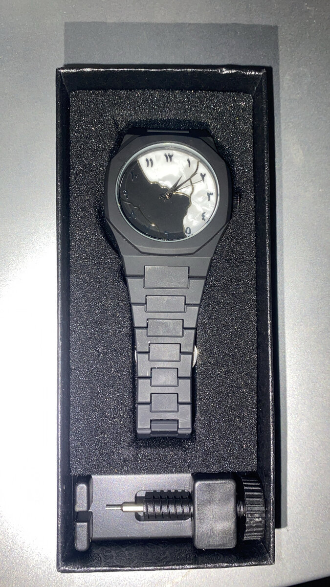 Montre élégante en acier inoxydable