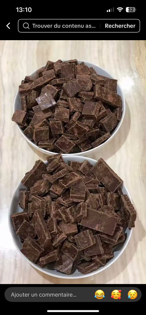 Carrés de Chocolat Noir Délicieux