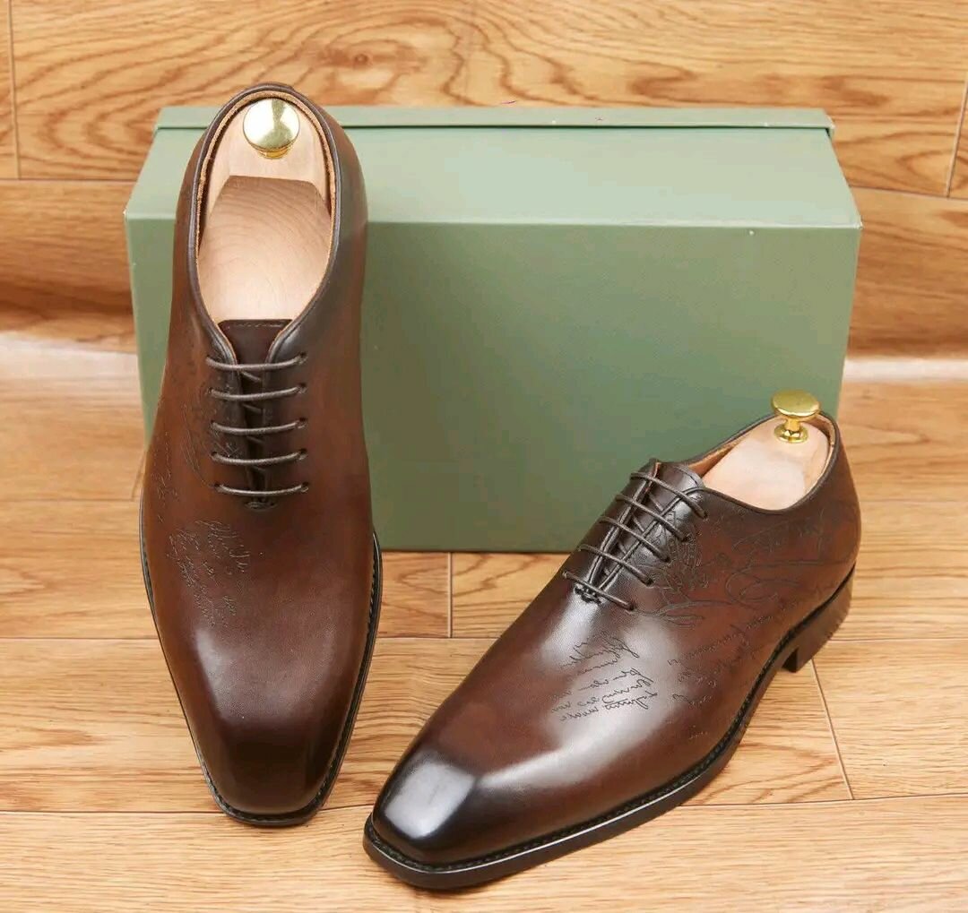 Chaussures habillées en cuir homme