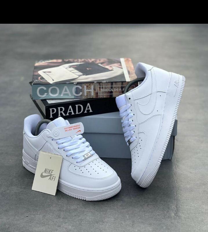 High quality Nike Sneakers