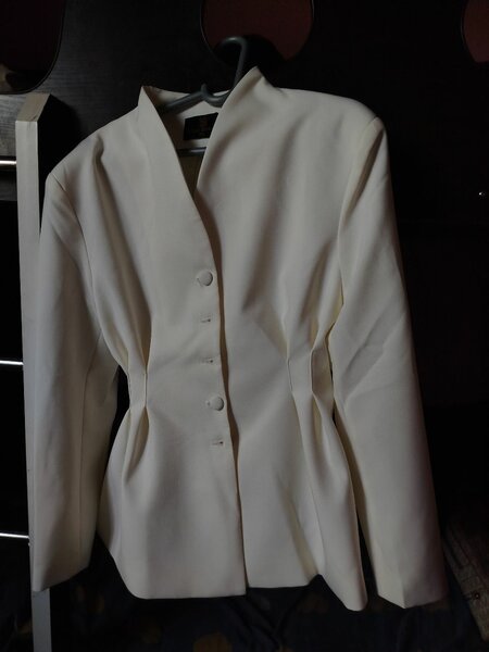 Недо пиджак