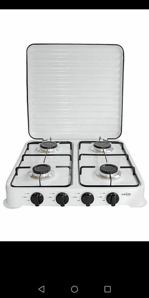 Cuisiniere 4 feux avec couvercle