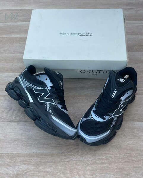 Baskets New Balance 2002R