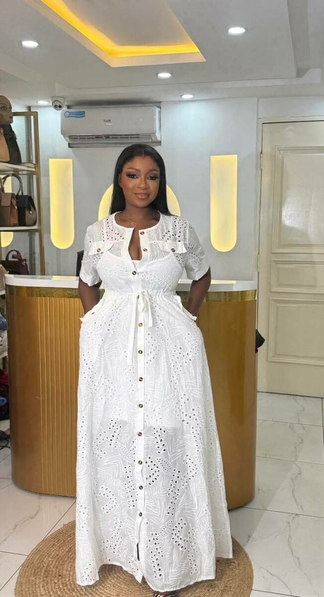 Robe Maxi Bouton Ceinturée