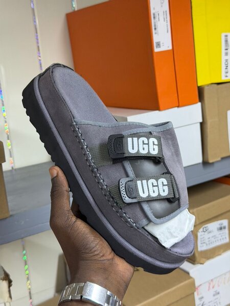 Sandales UGG confort
