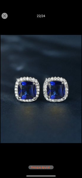 Boucles en pierre précieuse