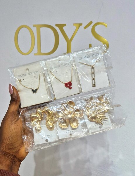 Kit colliers et boucles